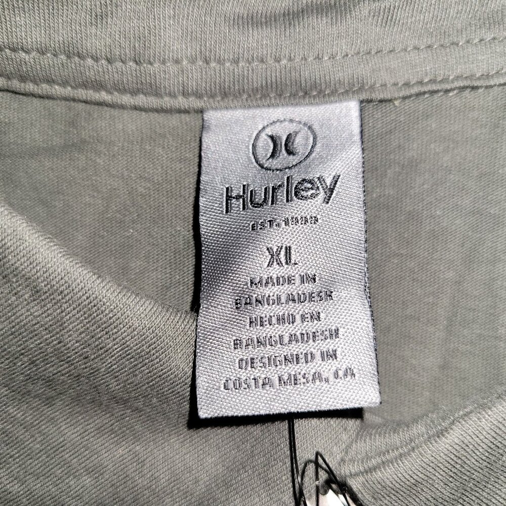 Hurley Men’s Olive Green Golf 2-button placket Polo Shirt - Size XL - NWOT - Picture 5 of 9